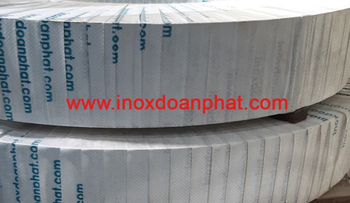 Xẻ băng inox